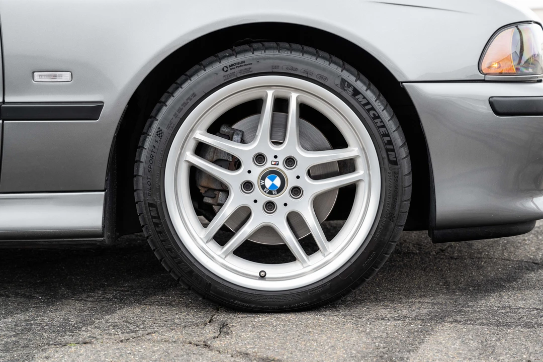 2003 BMW E39 540i - Image 14 of 31