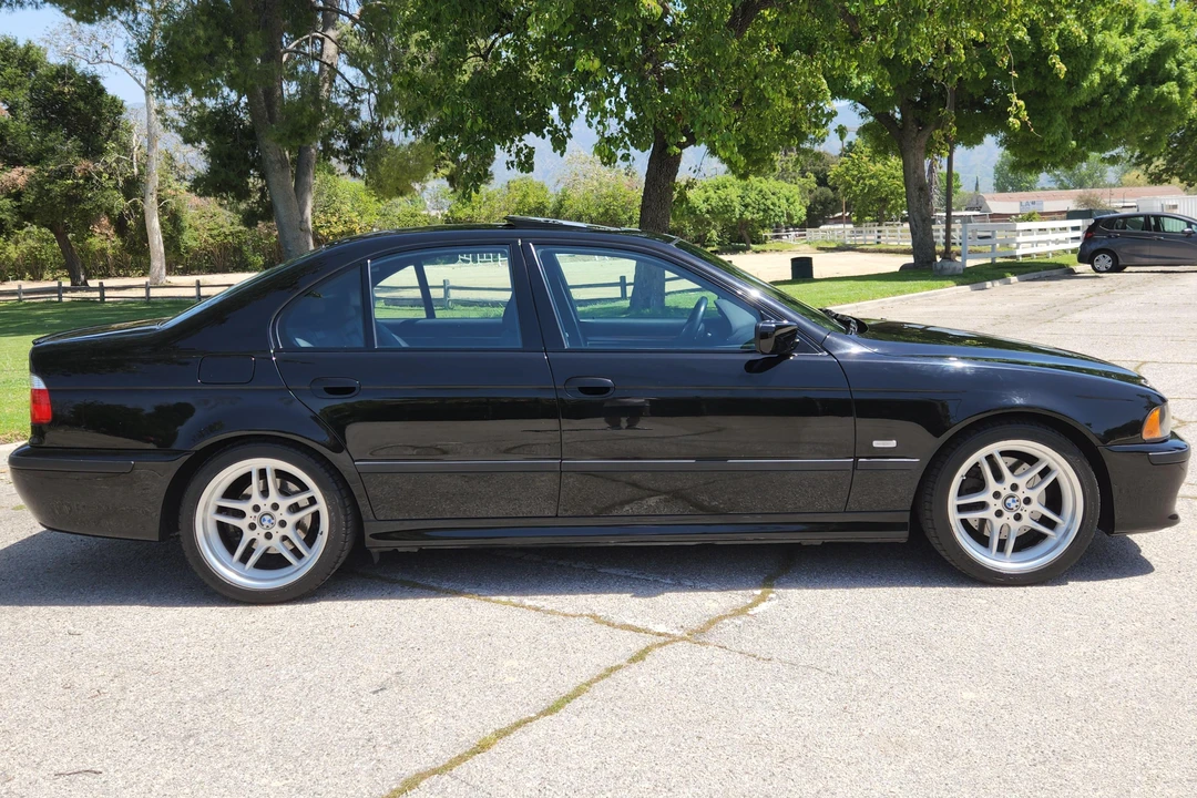 2003 BMW E39 540i - Image 3 of 31
