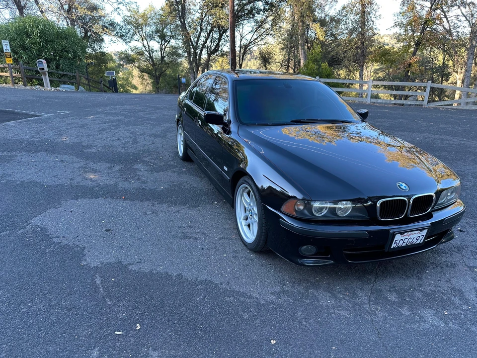 2003 BMW E39 540i - Image 12 of 31