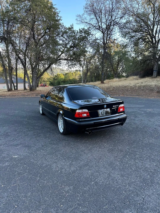 2003 BMW E39 540i - Image 8 of 31