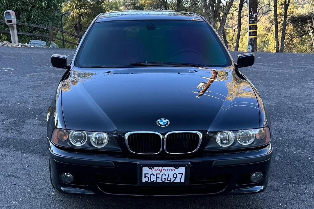 2003 BMW E39 540i - Image 2 of 31