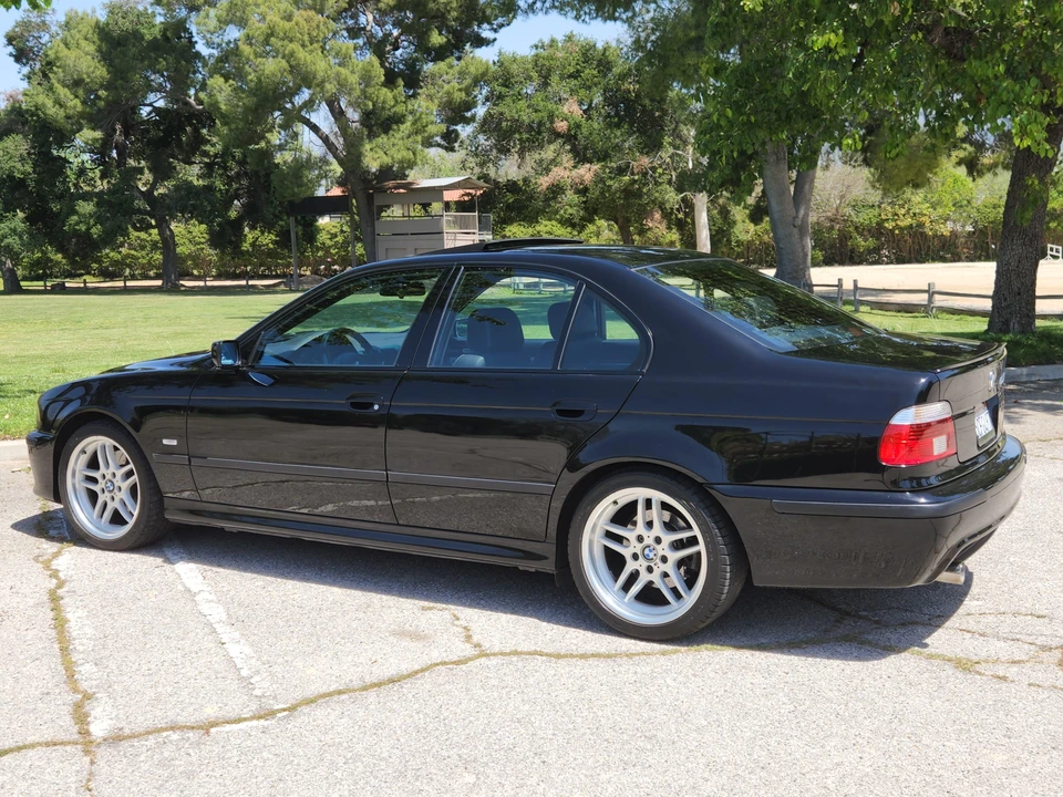 2003 BMW E39 540i - Image 9 of 31