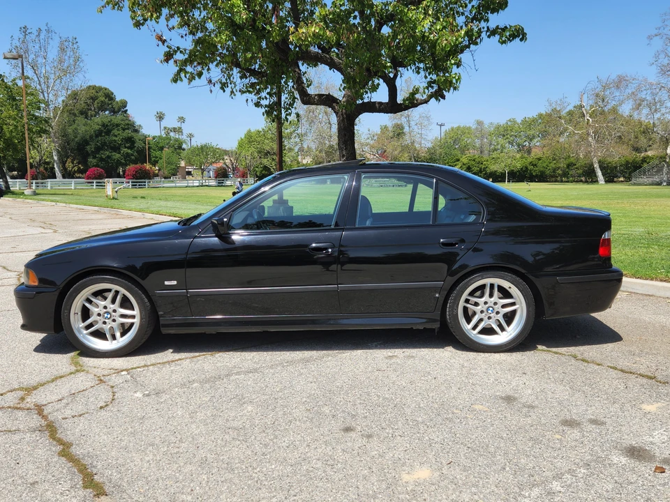2003 BMW E39 540i - Image 8 of 31