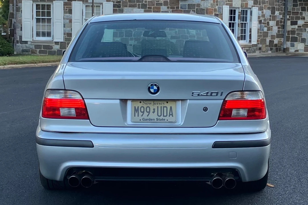 2003 BMW E39 540i - Image 5 of 31
