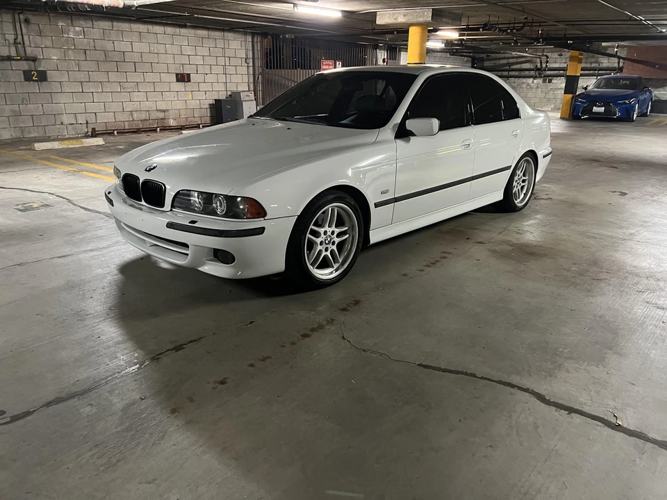 2003 BMW E39 540i - Image 8 of 31