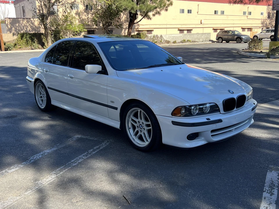 2003 BMW E39 540i - Image 12 of 31