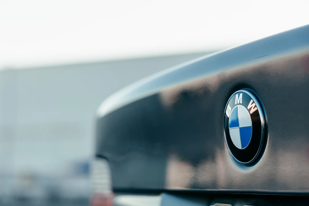 2003 BMW E39 540i - Image 29 of 31