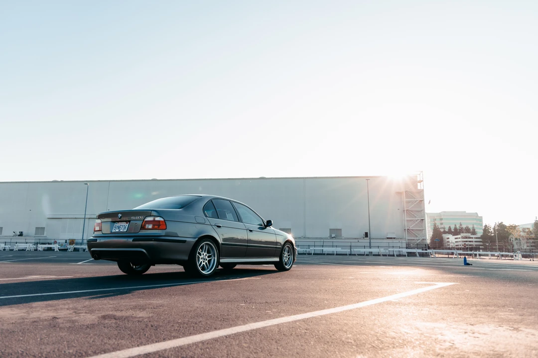 2003 BMW E39 540i - Image 9 of 31