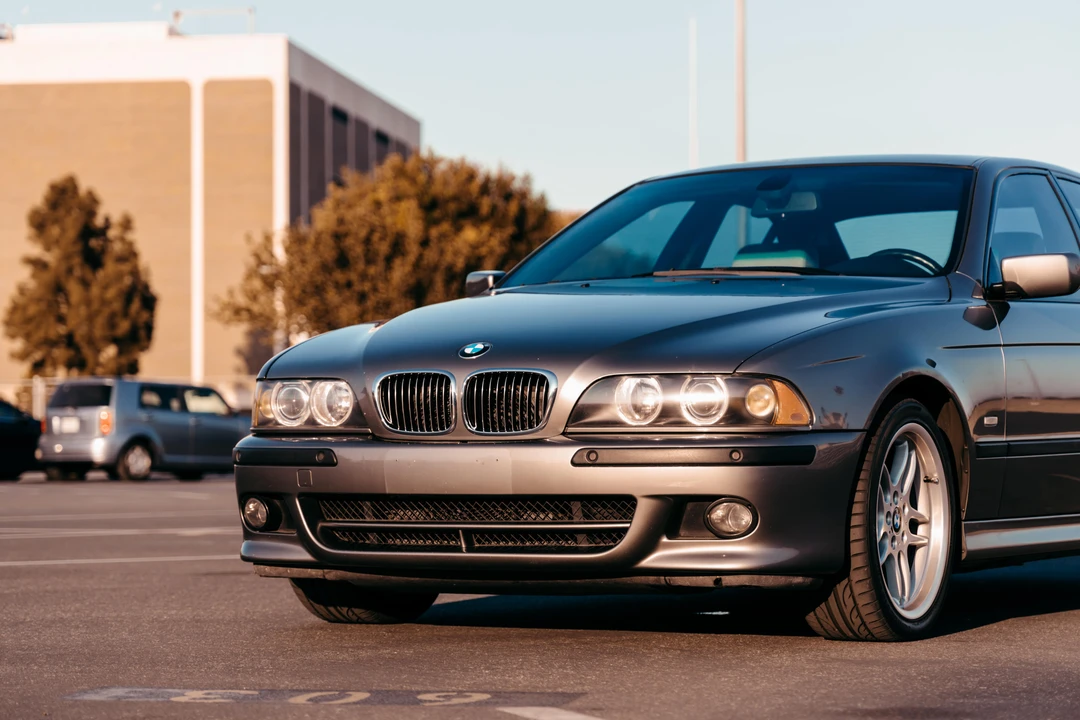 2003 BMW E39 540i - Image 16 of 31