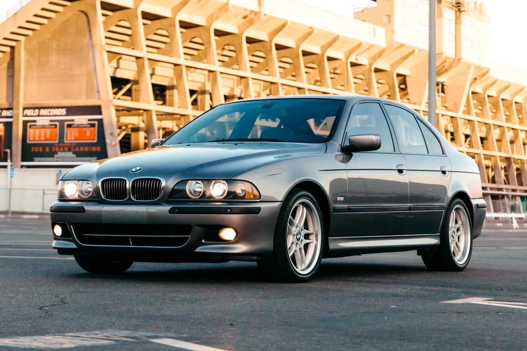 2003 BMW E39 540i - Image 3 of 31