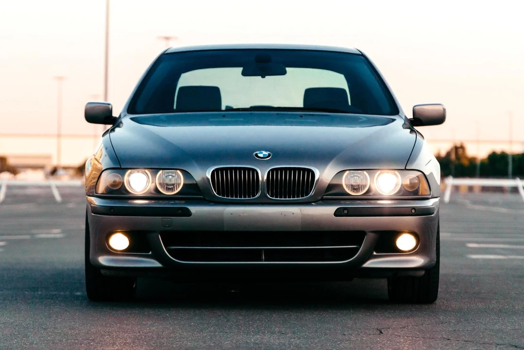 2003 BMW E39 540i - Image 2 of 31
