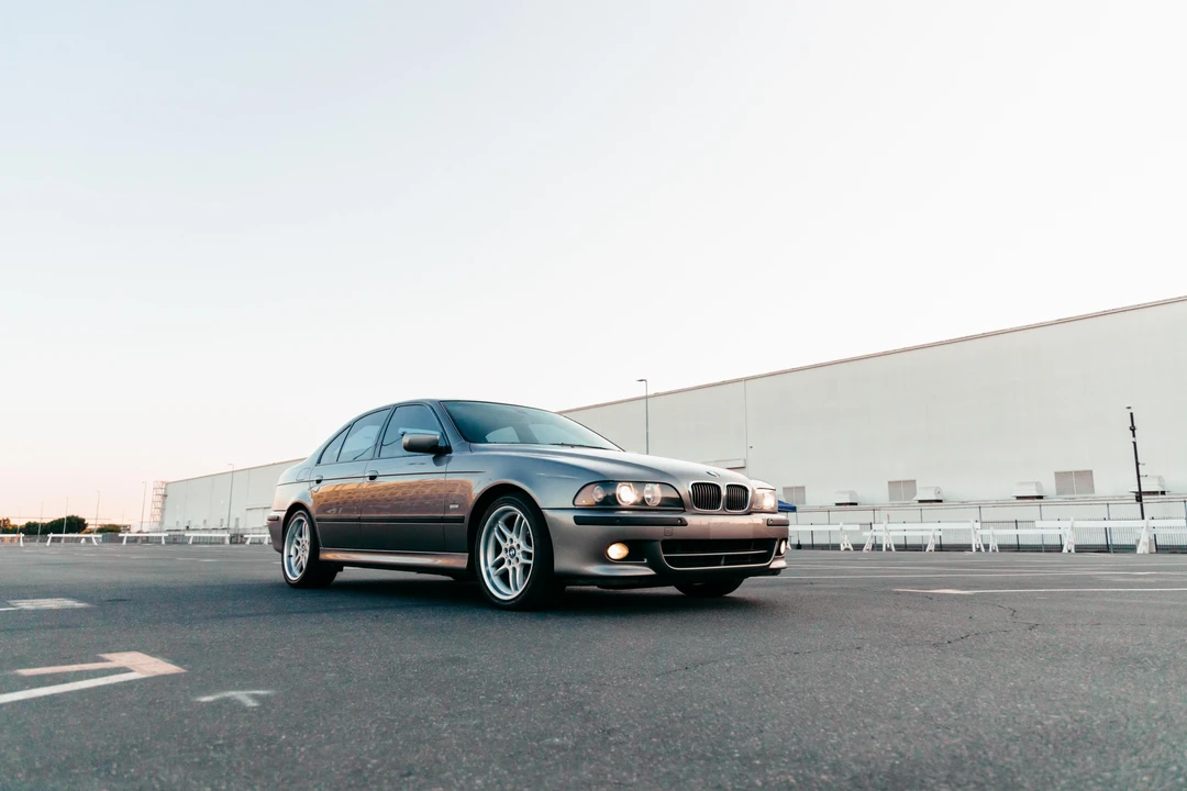 2003 BMW E39 540i - Image 12 of 31