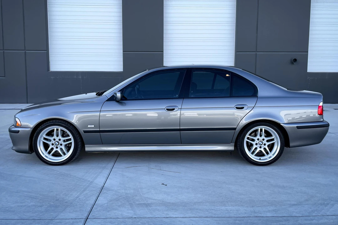2003 BMW E39 540i - Image 3 of 31