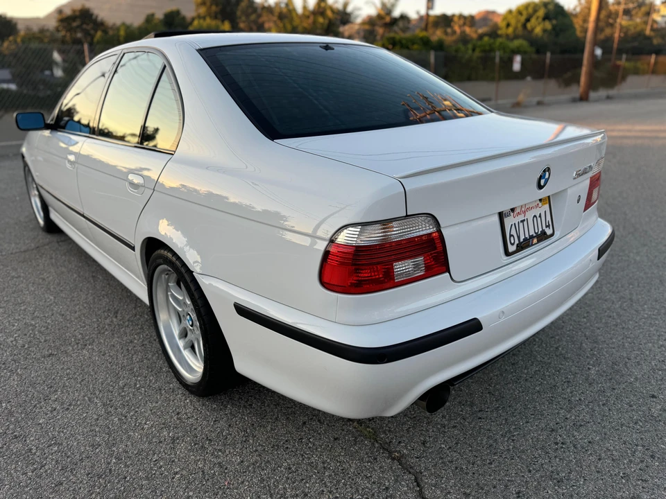 2003 BMW E39 540i - Image 17 of 31