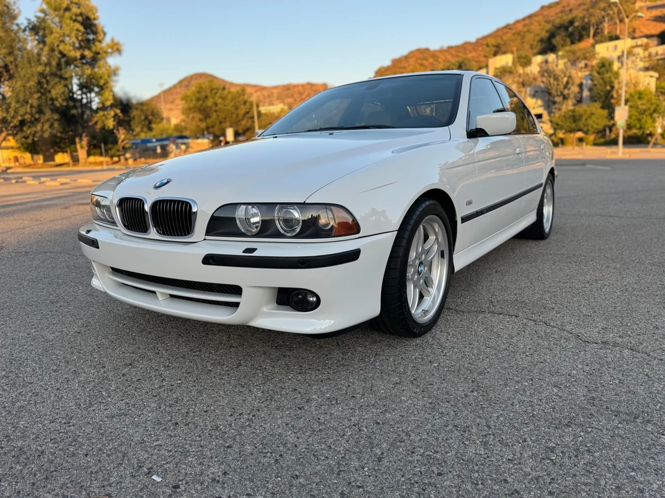 2003 BMW E39 540i - Image 11 of 31