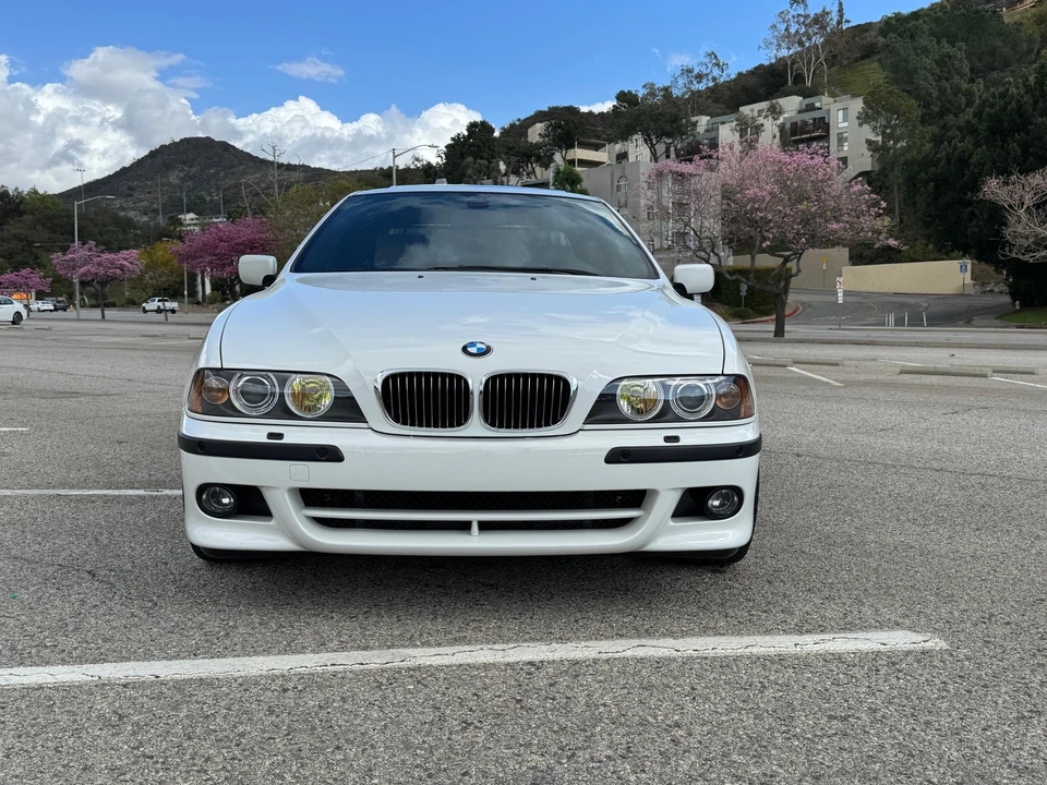 2003 BMW E39 540i - Image 7 of 31