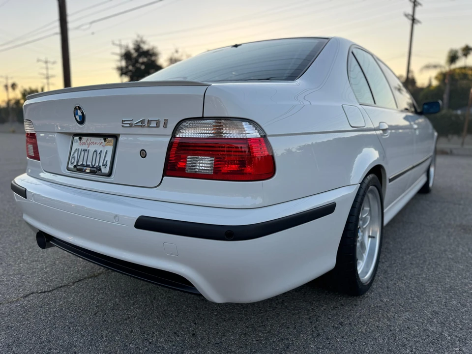 2003 BMW E39 540i - Image 19 of 31