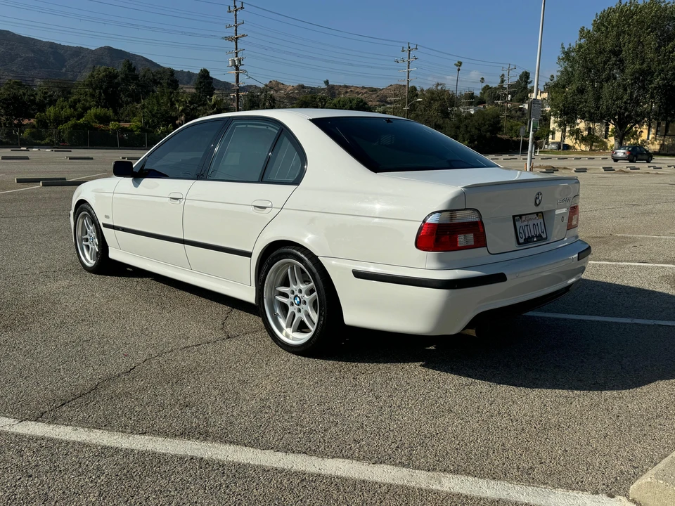 2003 BMW E39 540i - Image 15 of 31