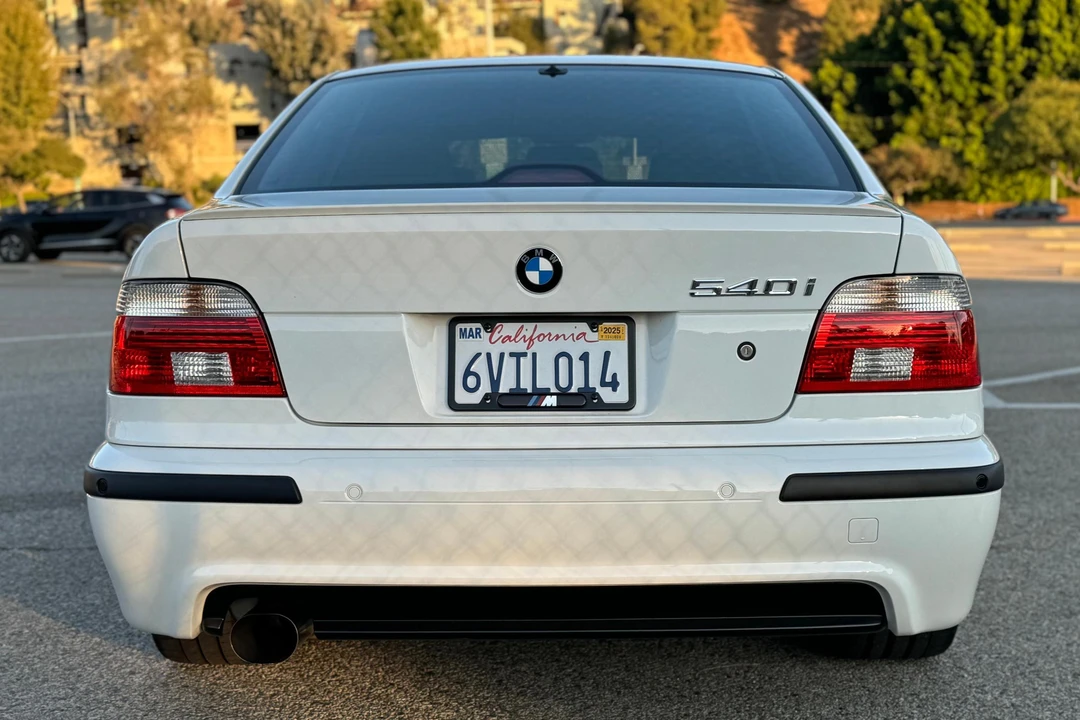2003 BMW E39 540i - Image 5 of 31