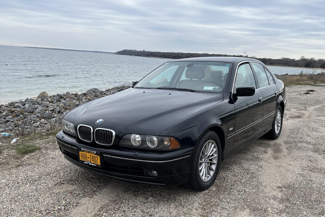 2003 BMW E39 540i - Image 10 of 31