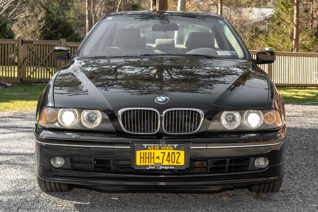 2003 BMW E39 540i - Image 2 of 31