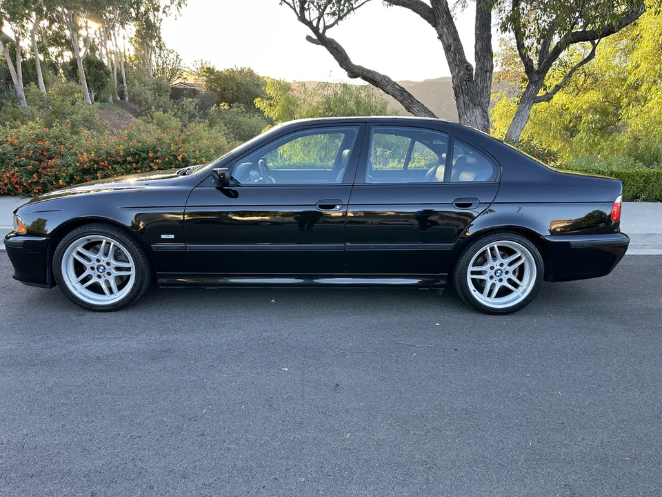 2003 BMW E39 540i - Image 13 of 31