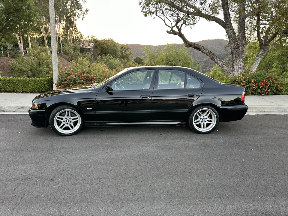 2003 BMW E39 540i - Image 12 of 31