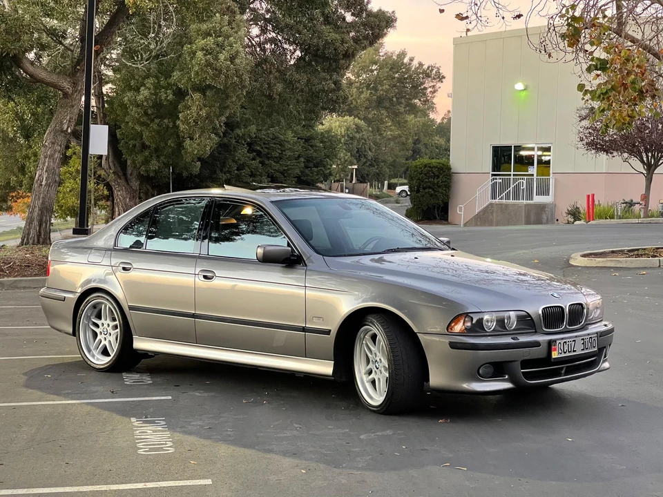 2003 BMW E39 540i - Image 19 of 31