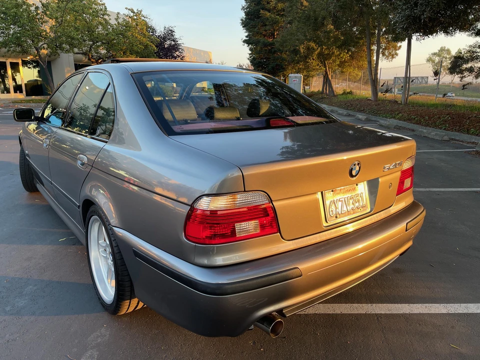 2003 BMW E39 540i - Image 14 of 31