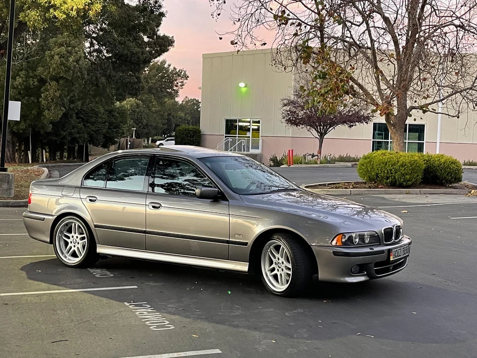 2003 BMW E39 540i - Image 18 of 31