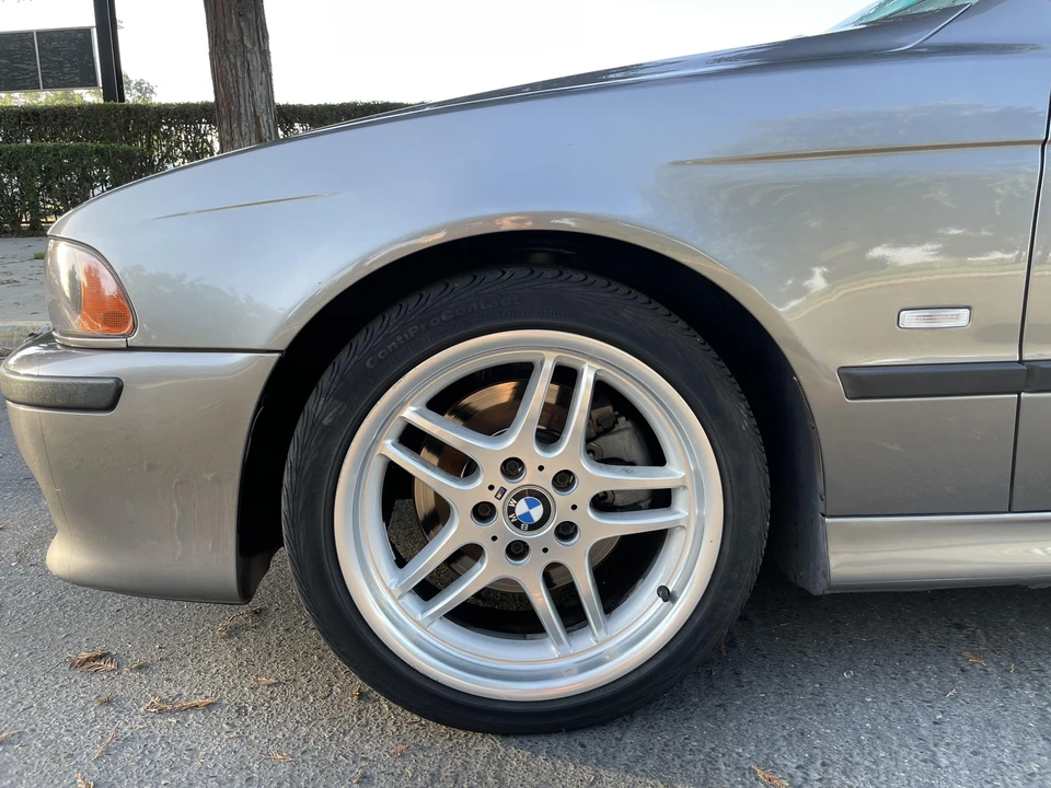 2003 BMW E39 540i - Image 14 of 31