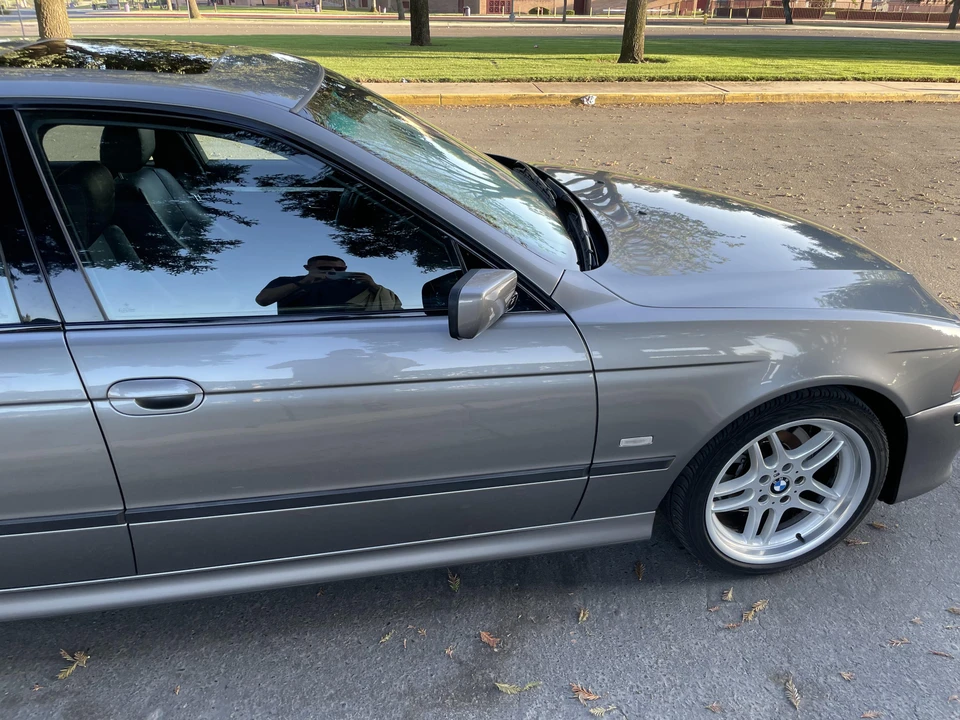 2003 BMW E39 540i - Image 26 of 31
