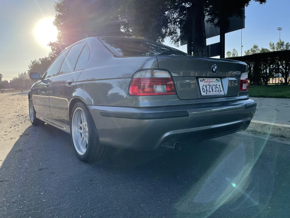 2003 BMW E39 540i - Image 8 of 31