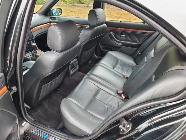 2003 BMW E39 540i - Image 10 of 20
