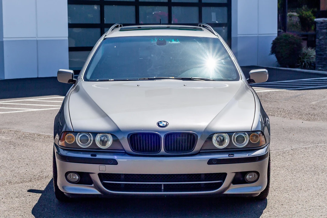 2003 BMW E39 540i - Image 2 of 31