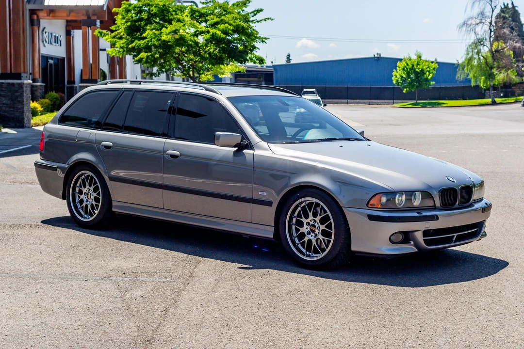 2003 BMW E39 540i - Image 6 of 31