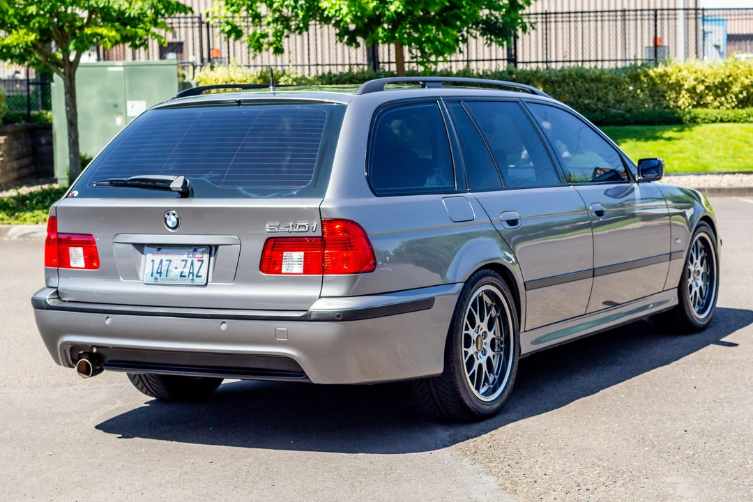 2003 BMW E39 540i - Image 4 of 31
