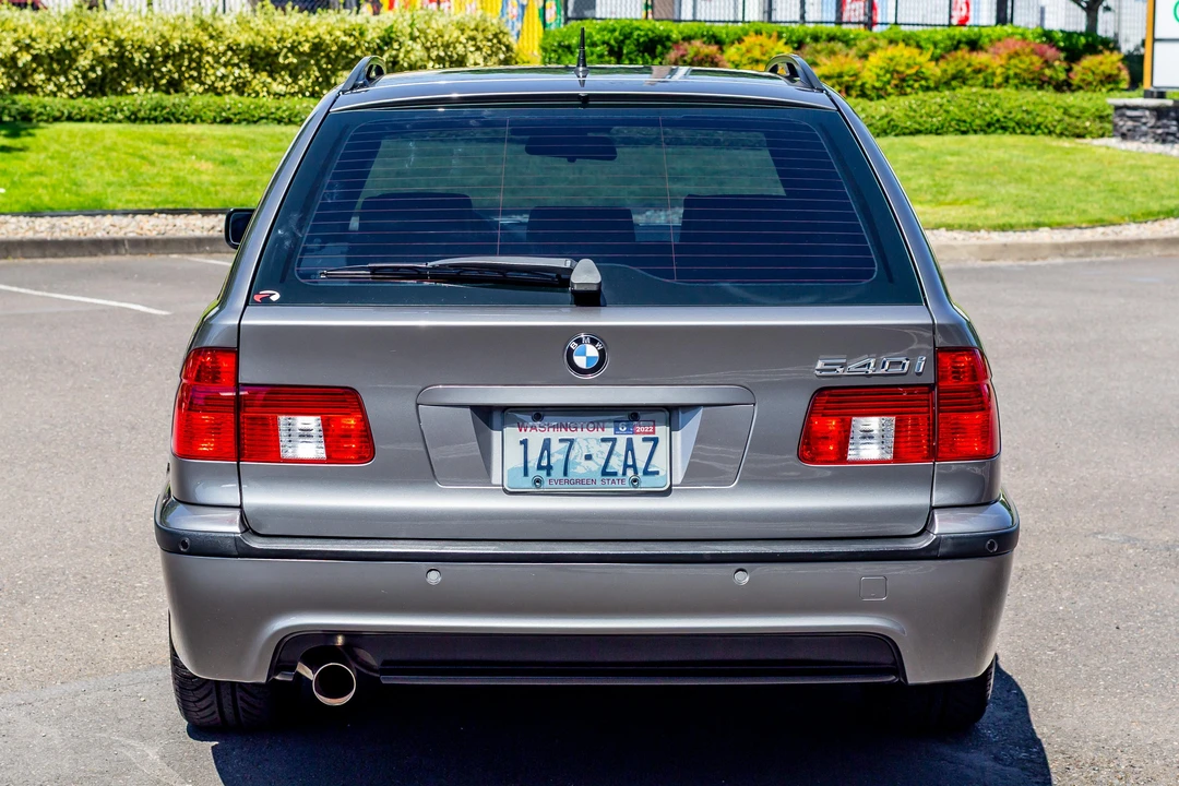2003 BMW E39 540i - Image 5 of 31
