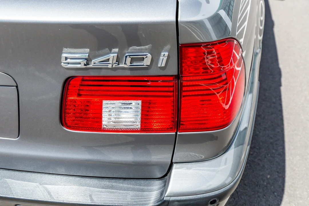 2003 BMW E39 540i - Image 15 of 31