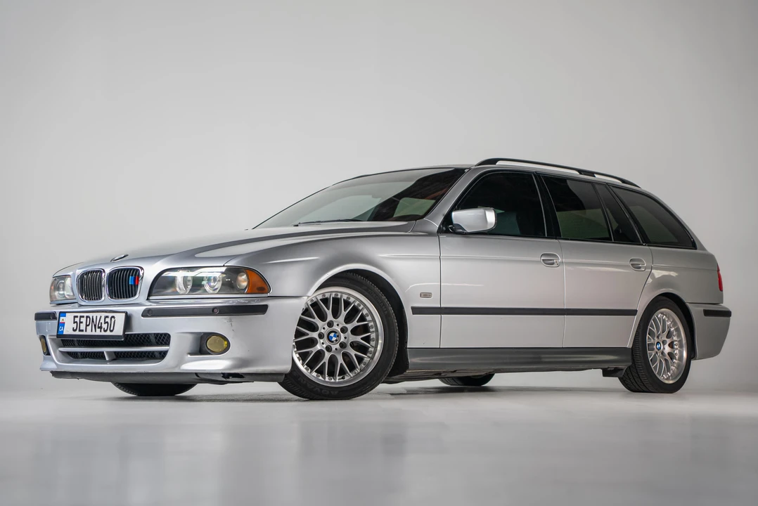 2003 BMW E39 5 Series - Image 14 of 31