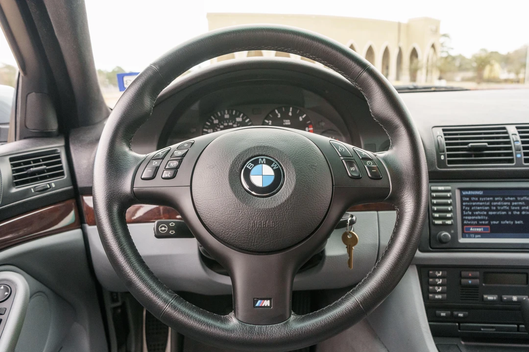 2003 BMW E39 5 Series - Image 28 of 31