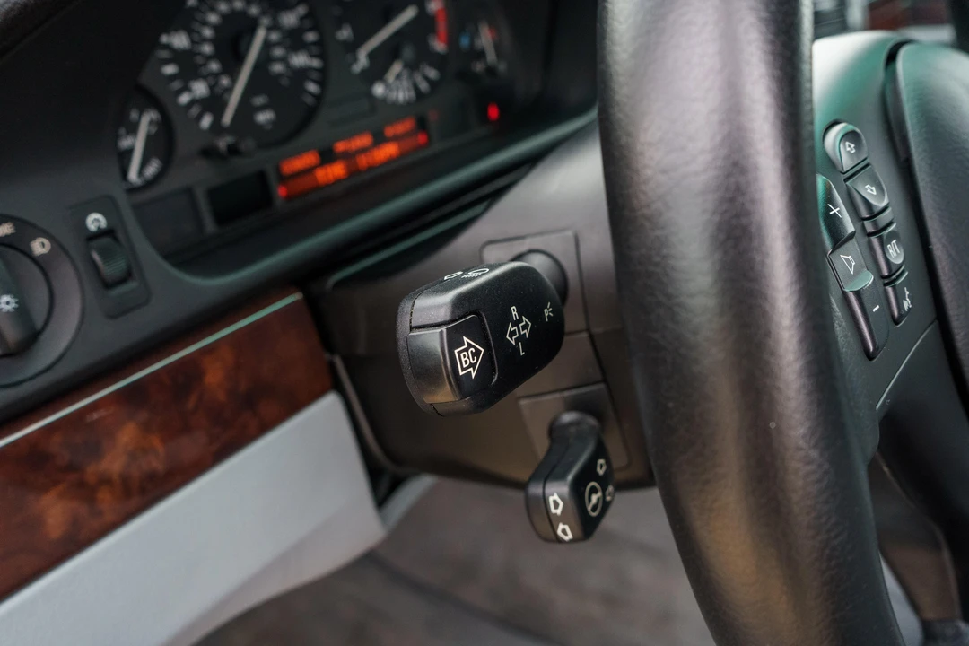 2003 BMW E39 5 Series - Image 29 of 31