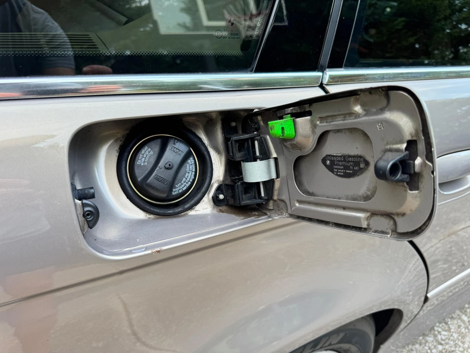 2003 BMW E39 5 Series - Image 30 of 31