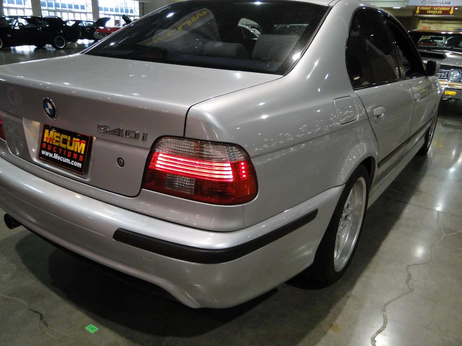 2003 BMW E39 540i - Image 3 of 5
