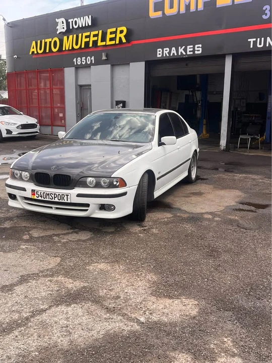 2003 BMW E39 540i - Image 8 of 8