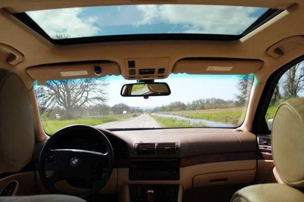 2003 BMW E39 5 Series - Image 3 of 13