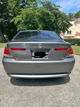 2003 BMW 7 Series 745i Sedan 4D