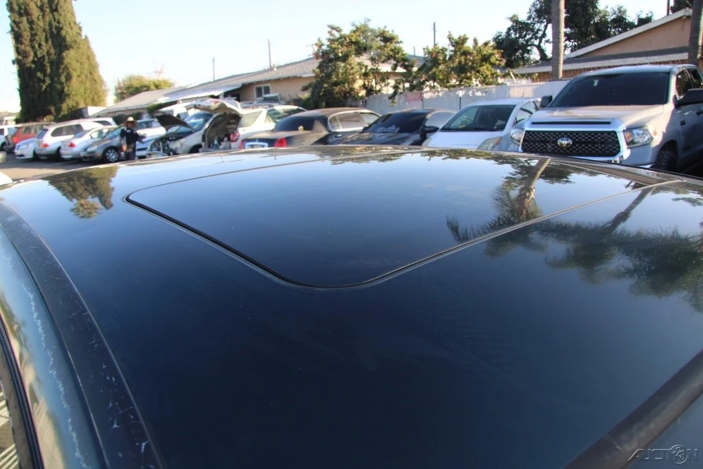 2003 BMW E65/E66 750i & 760i Sedan - Image 10 of 21