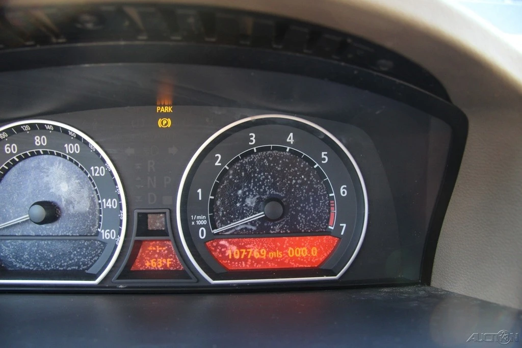 2003 BMW E65/E66 750i & 760i Sedan - Image 16 of 21