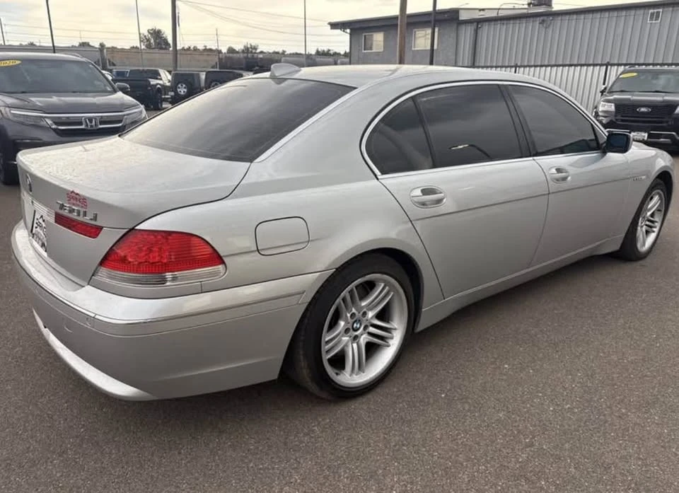 2003 BMW E65/E66 750i & 760i Sedan - Image 3 of 19